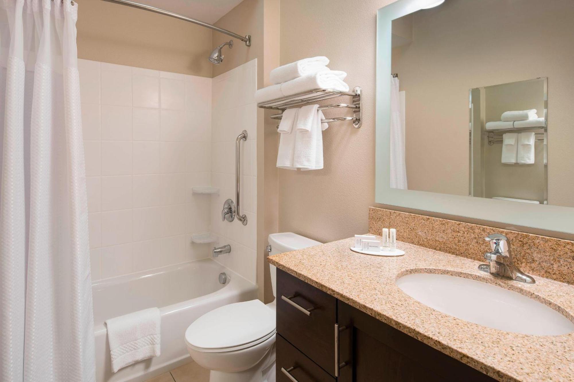 Towneplace Suites By Marriott San Diego Carlsbad / Vista Extérieur photo
