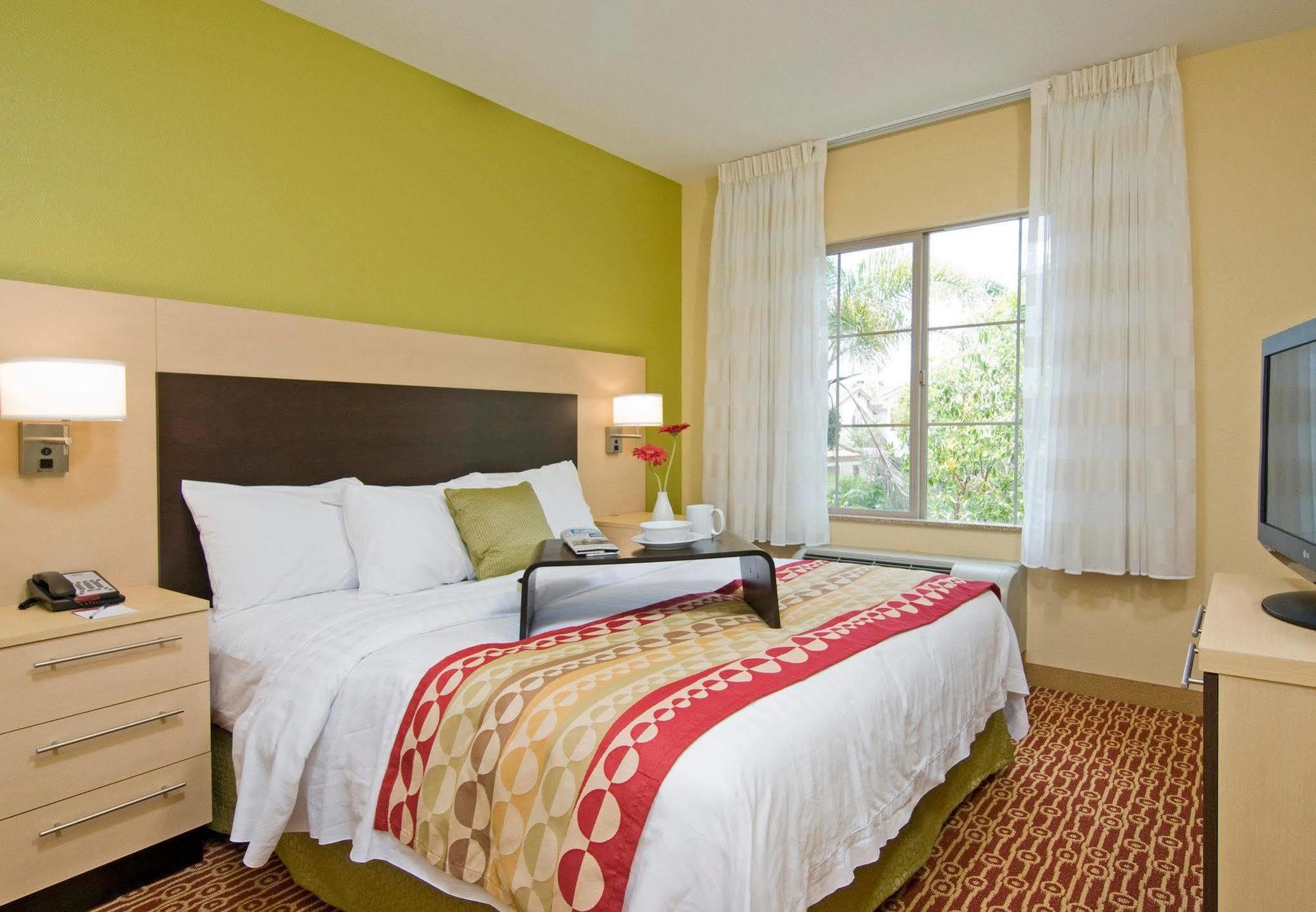 Towneplace Suites By Marriott San Diego Carlsbad / Vista Extérieur photo