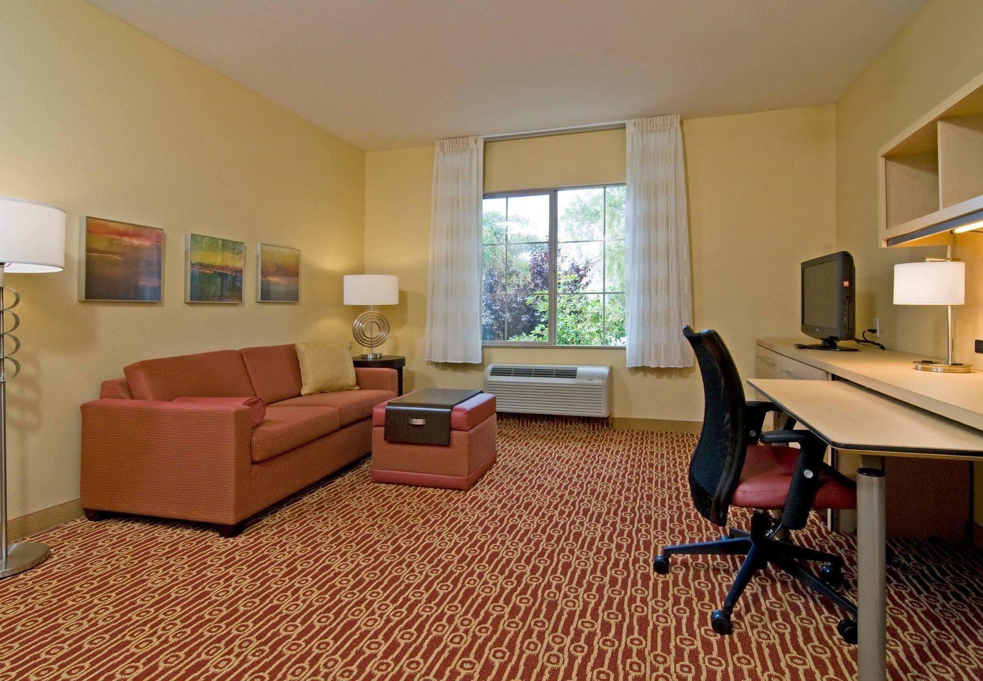 Towneplace Suites By Marriott San Diego Carlsbad / Vista Extérieur photo